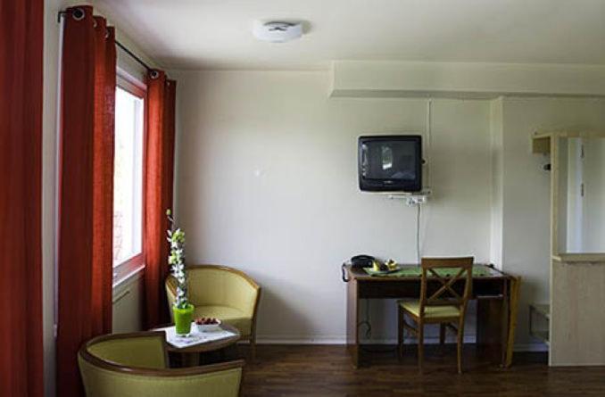 Bomlo Hotell Camera foto
